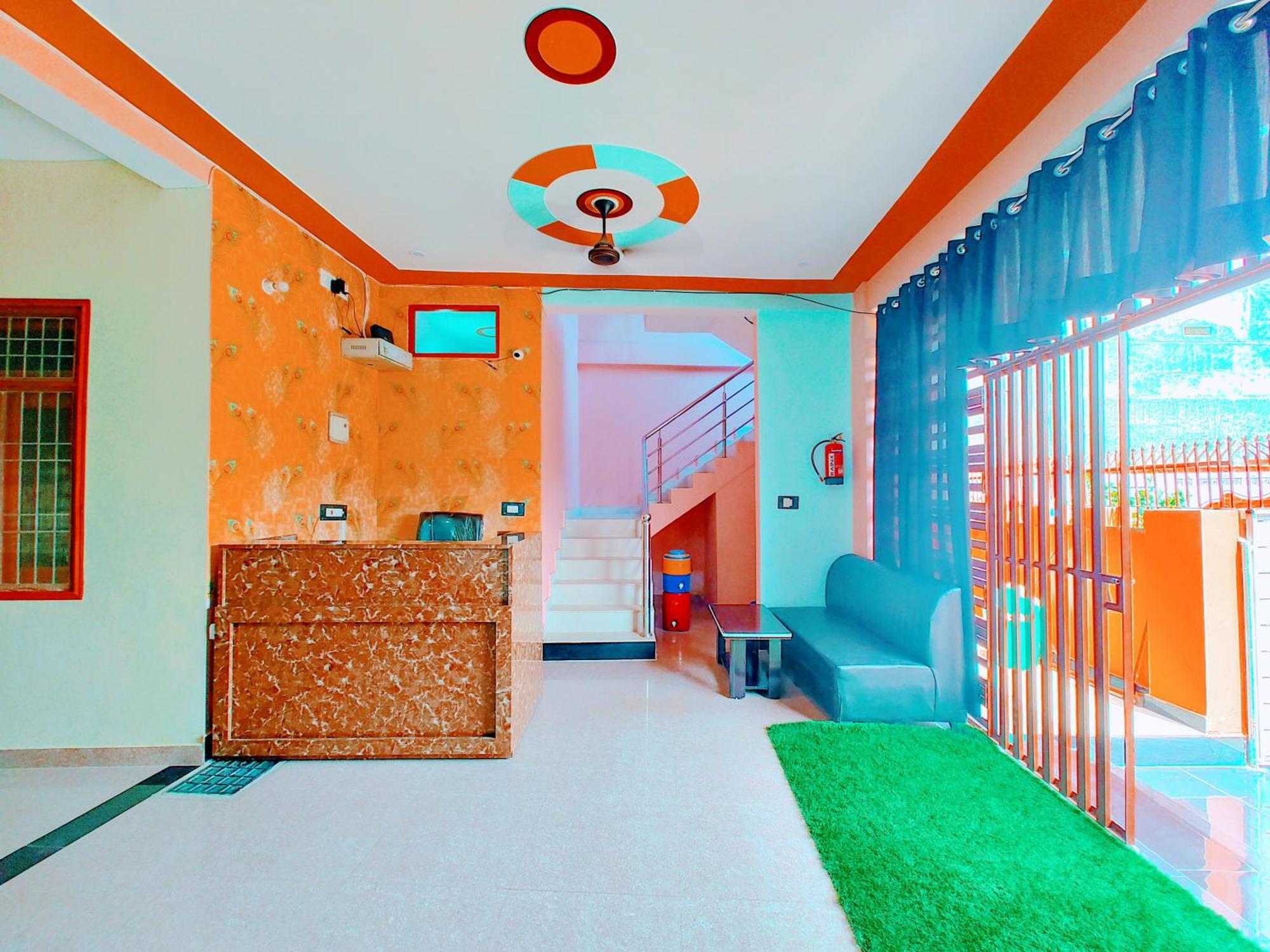Hotel Raghukul Ayodhya Zewnętrze zdjęcie
