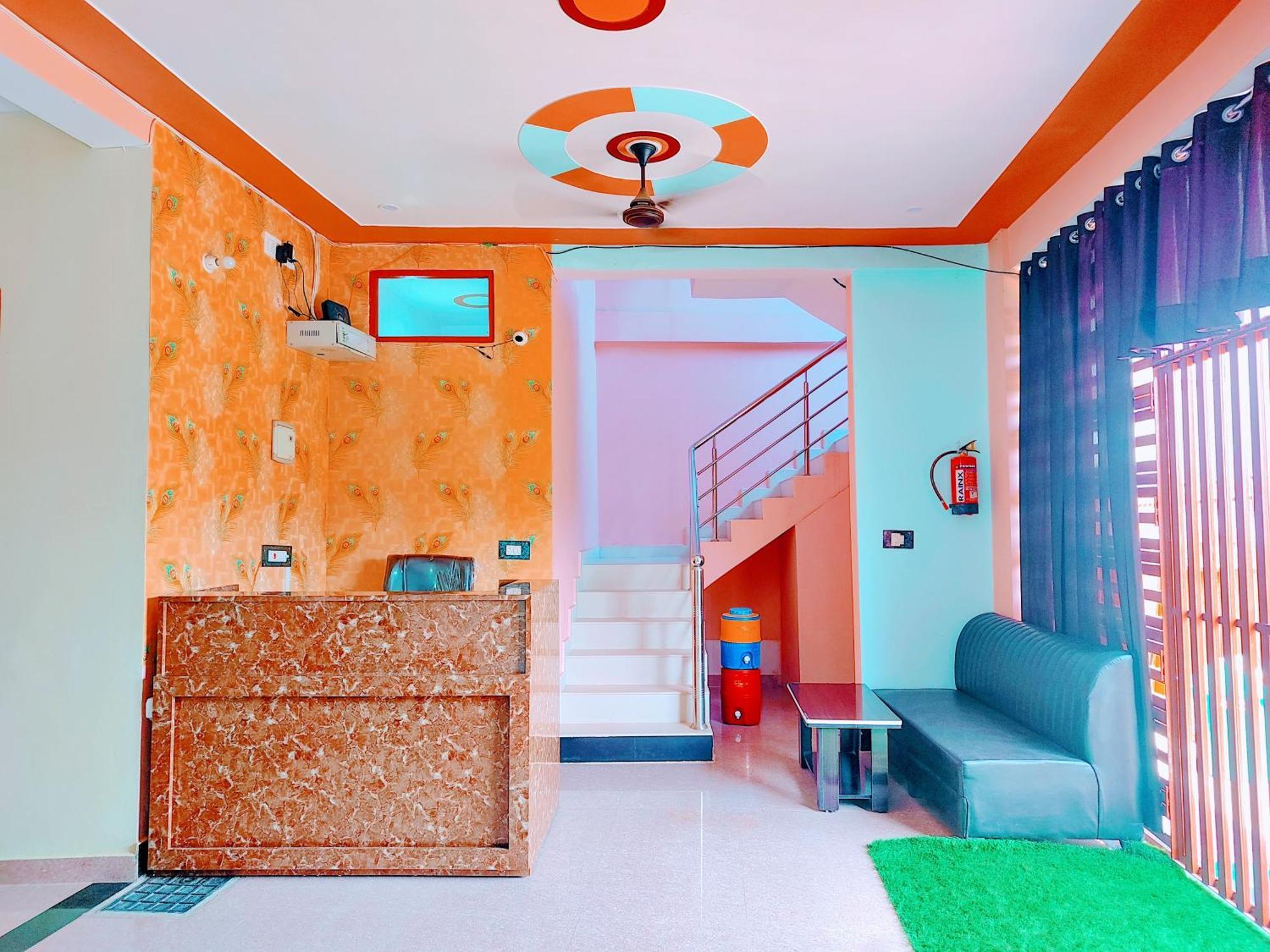 Hotel Raghukul Ayodhya Zewnętrze zdjęcie